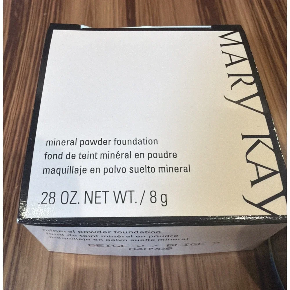 Mary Kay Mineral Powder Foundation Beige 2 New in Box  discontinued